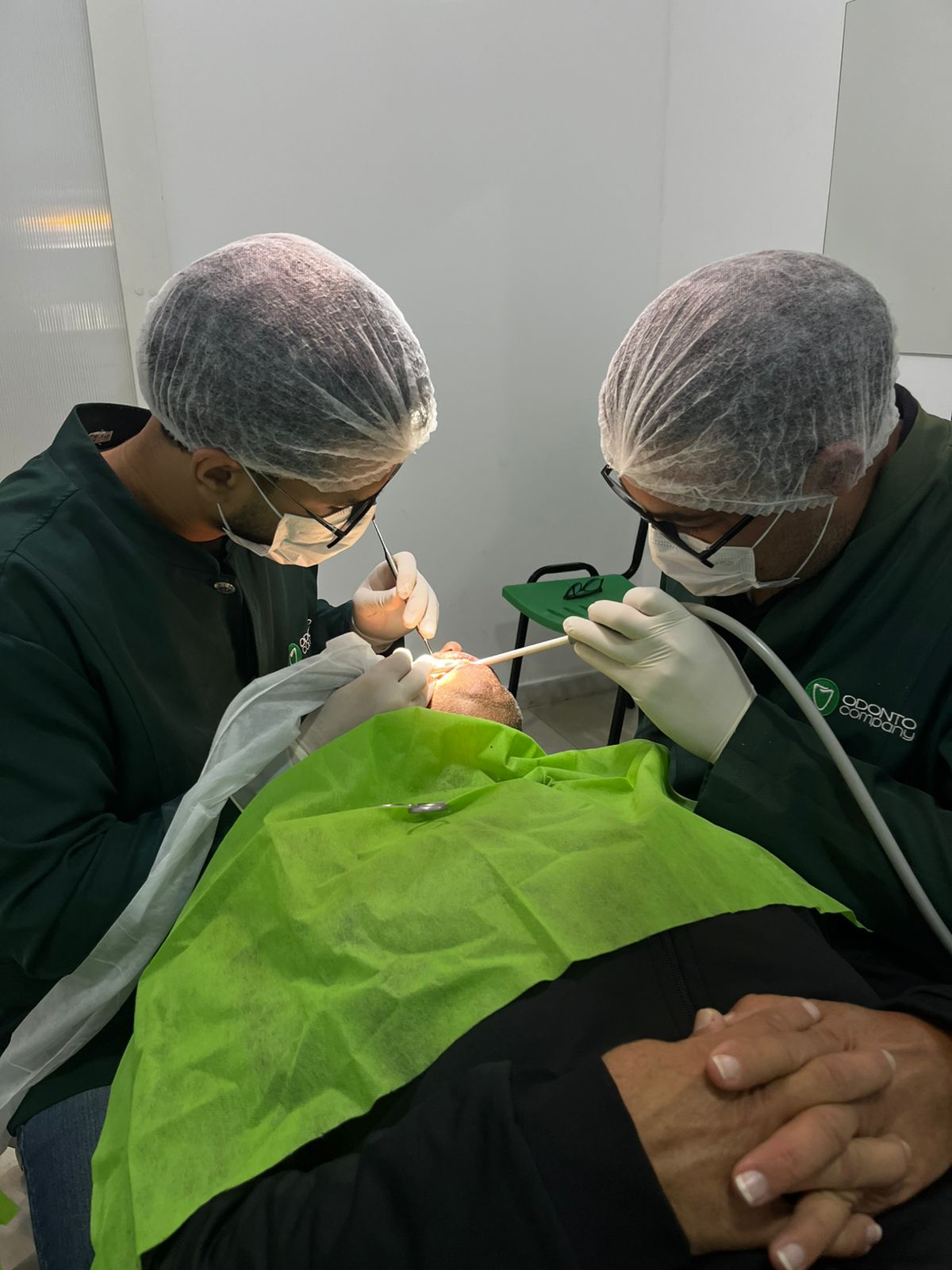 Procedimento realizado pela equipe OdontoCompany Três Corações